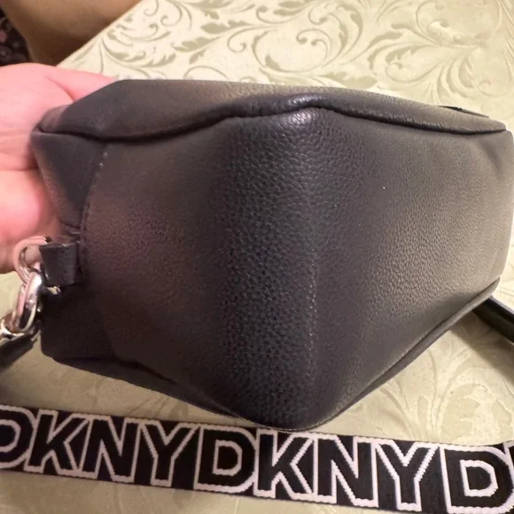 DKNY Kenza Crossbody Bag - Picture 5 of 9